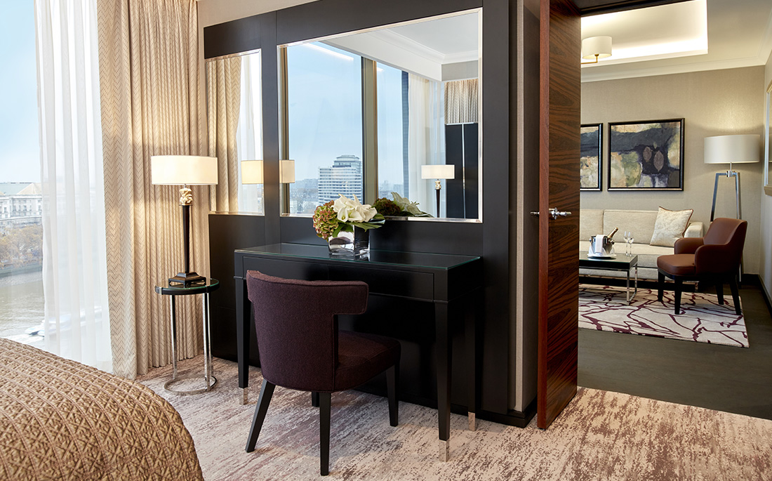 Master suite Interior photographed by Interior, Design, Photographer, London, Graham Atkins-Hughes, Crowne Plaza on London's Albert Embankment