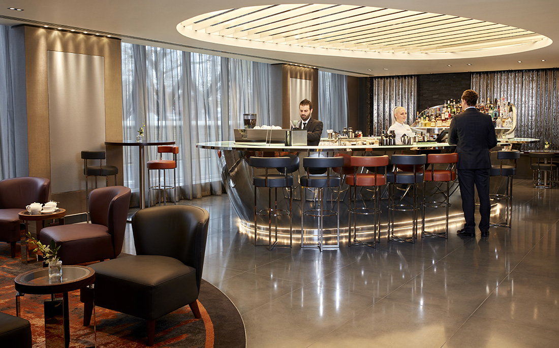Interior photography of POTUS Bar at Crowne Plaza Hotel. Albert Embankment, London, Image by Graham Atkins-Hughes