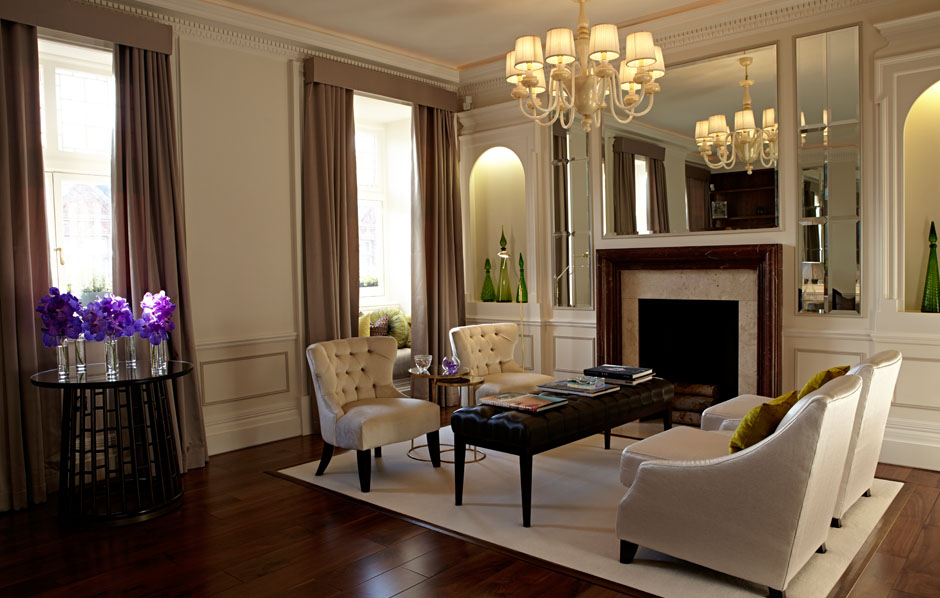 Living space interior photographed by Graham Atkins-Hughes Interiors Photographer London